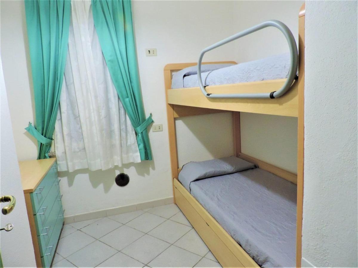 Residenza Su Portu Lägenhet Orosei Exteriör bild