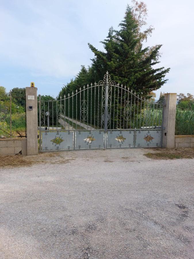 Residenza Su Portu Lägenhet Orosei Exteriör bild